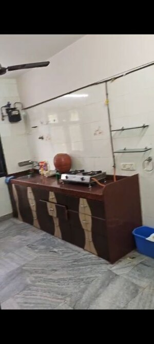 Master Bedroom in 1 BHK Apartment at Vakola – for Rent