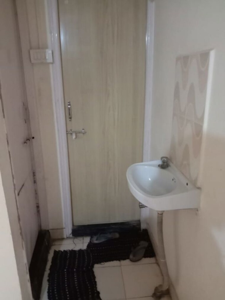 Bathroom, royal-orchard 2 Bedroom 825 Sq.Ft. Apartment In Aundh Pune 10138814