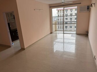 3 BHK + Study Room 1695 Sq.Ft. Apartment in DLF Oakwood Estate