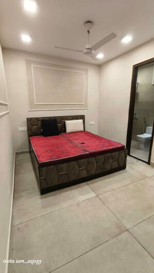 1 BHK Builder Floor For Rent in Lajpat Nagar 4