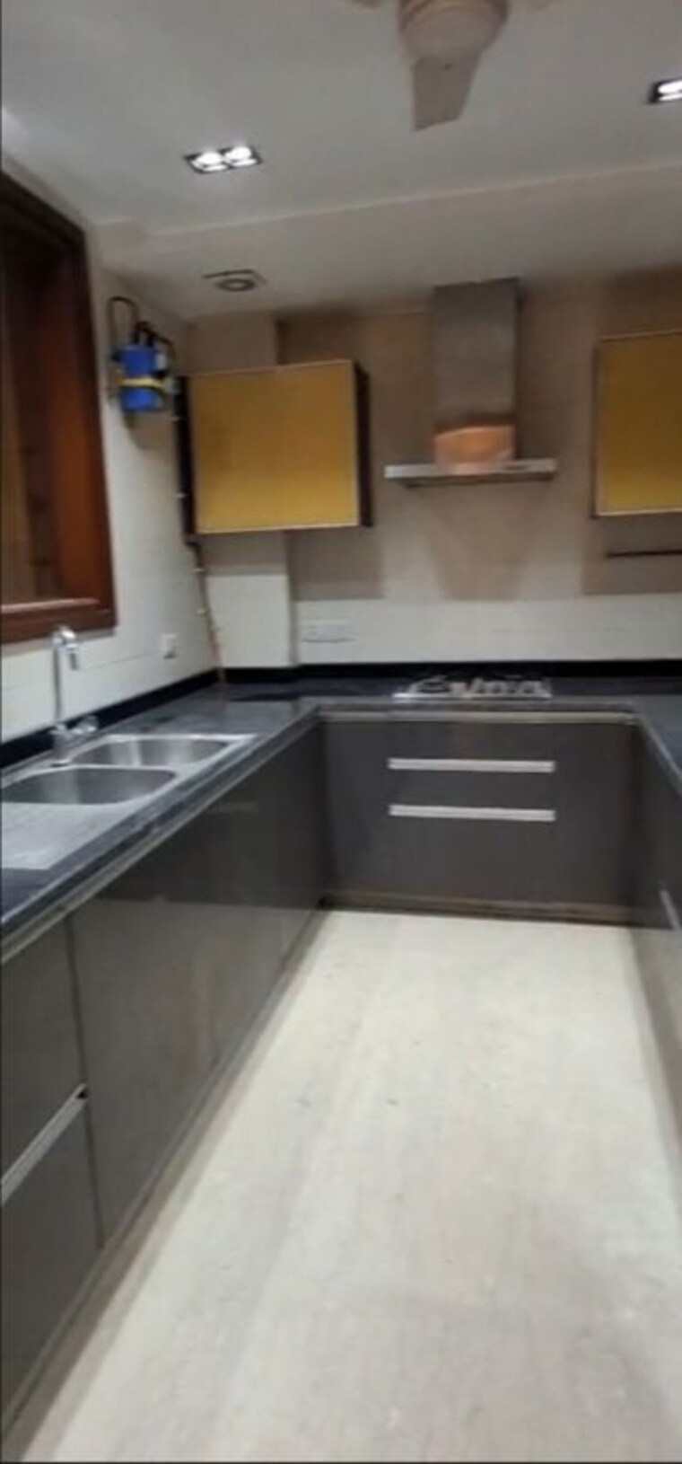 Kitchen, saket 3 Bedroom 250 Sq.Yd. Builder Floor In Saket Delhi 10139079
