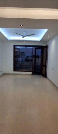 3 BHK + Servant Room Builder Floor For Rent in Saket
