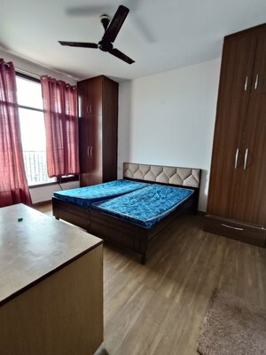 Bedroom in 3 BHK Apartment at Pir Machalla – for Rent