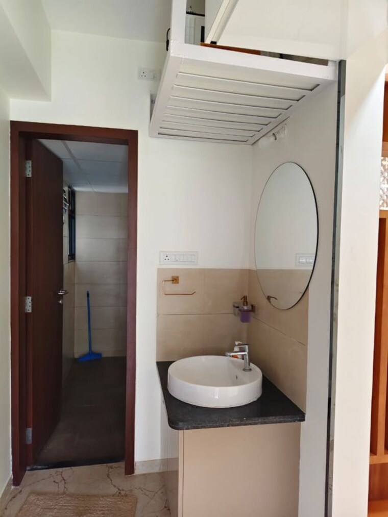 Bathroom, kavesar 1.5 Bedroom 572 Sq.Ft. Builder Floor In Kavesar Thane 10138773