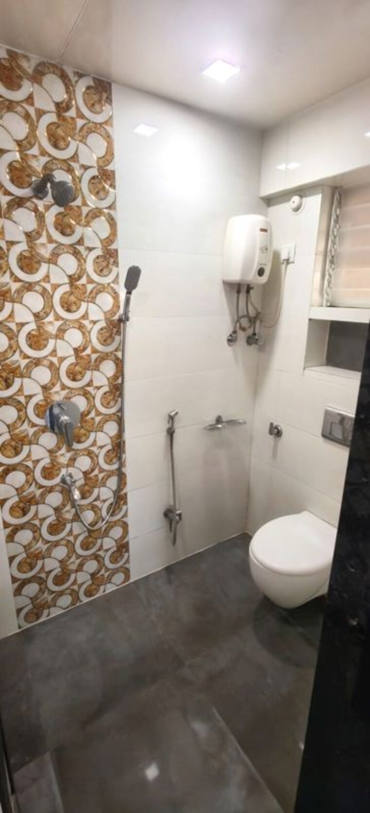 Attached Bathroom, sabarmati 1 Bedroom 850 Sq.Ft. Independent House In Sabarmati Ahmedabad 10138596