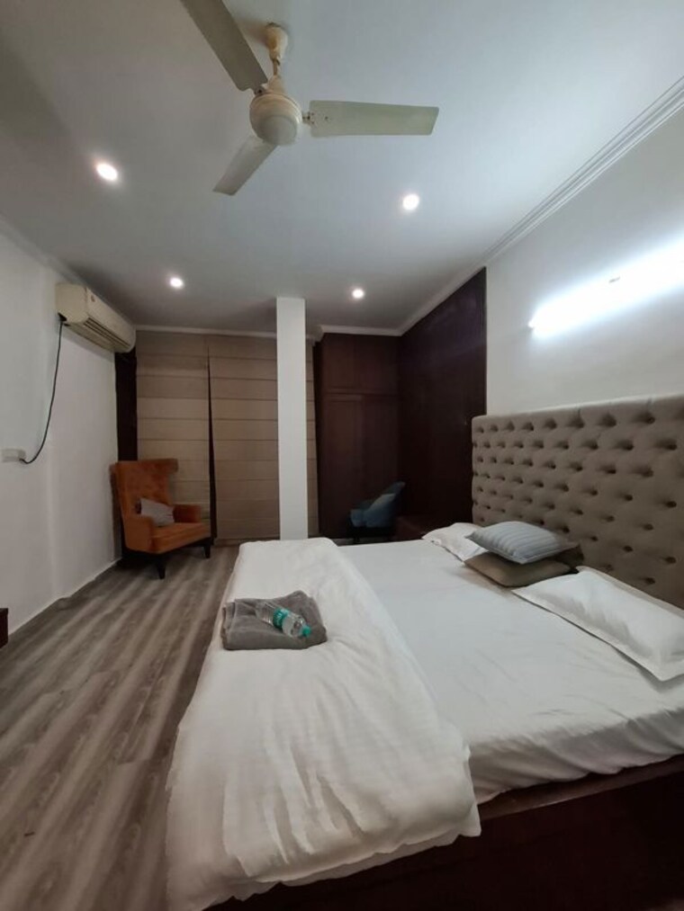 Bedroom, greater kailash 2 Bedroom 1872 Sq.Ft. Builder Floor In Greater Kailash Delhi 10139451