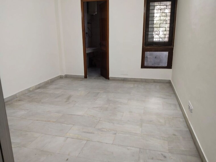 Room, lajpat nagar iii 3 Bedroom 1800 Sq.Ft. Builder Floor In Lajpat Nagar Iii Delhi 10139466