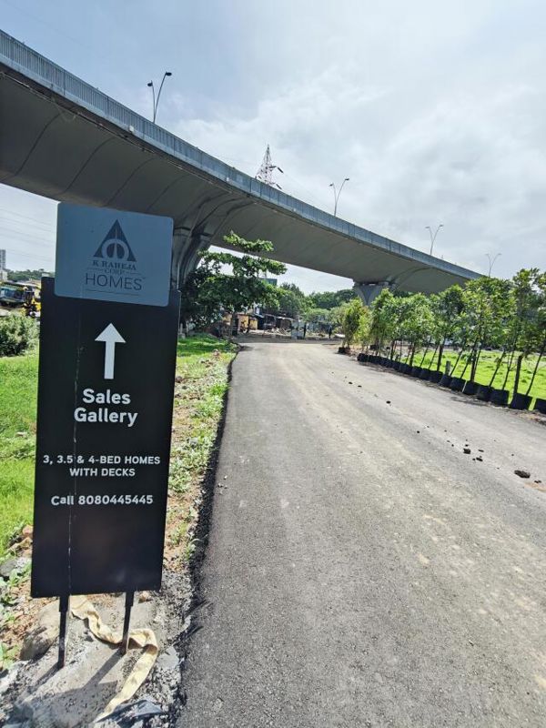 3.5 BHK 1600 Sq.Ft. Apartment in K Raheja Amaltis