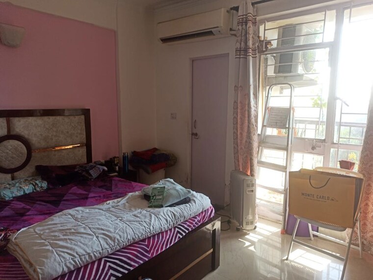 Bedroom, vasant kunj 3 Bedroom 1600 Sq.Ft. Apartment In Vasant Kunj Delhi 10139903