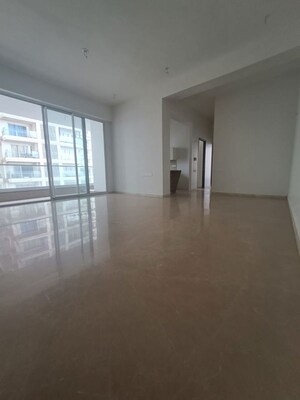 Room in 3 BHK Apartment at Omkar Alta Monte, Malad East – for Sale