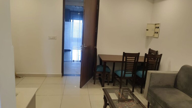 Entrance, maya-garden-city Commercial Office Space in IT/SEZ 600 Sq.Ft. In Lohgarh Zirakpur 10140038