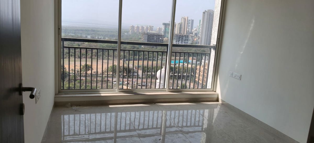 2 BHK Apartment For Rent in L And T Seawoods Residences