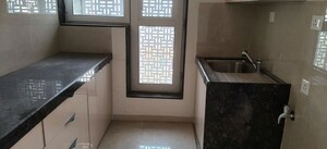 Room in 2 BHK Apartment at L And T Seawoods Residences, Seawoods – for Rent