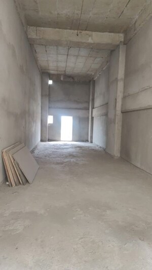 Room in  Shop at Maya Green Lotus Saksham, International Airport Road – for Sale