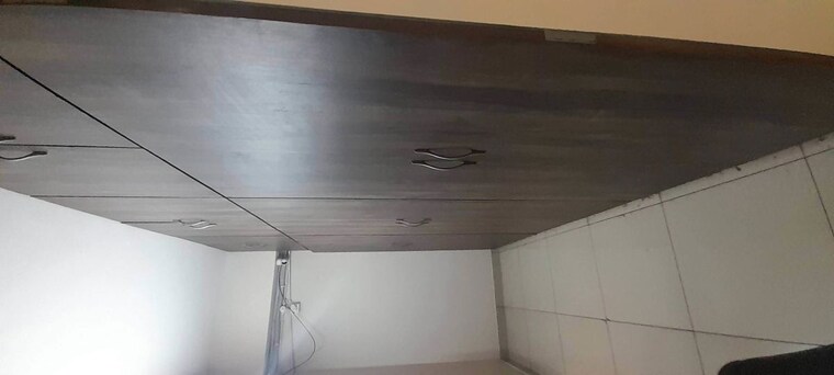 Room, pachpedi naka Commercial Office Space 400 Sq.Ft. In Pachpedi Naka Raipur 10121085