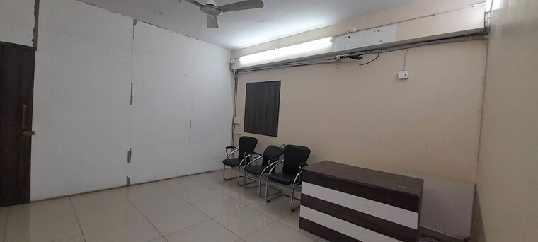 undefined, pachpedi naka Commercial Office Space 400 Sq.Ft. In Pachpedi Naka Raipur 10121085