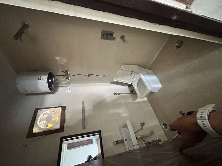 Team Area, dlf-city-court Studio 420 Sq.Ft. Builder Floor In Sector 24 Gurgaon 10140085