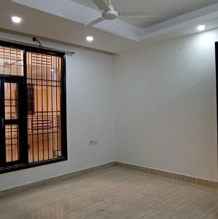 Room, chattarpur 2 Bedroom 104 Sq.Yd. Builder Floor In Chattarpur Delhi 10140331