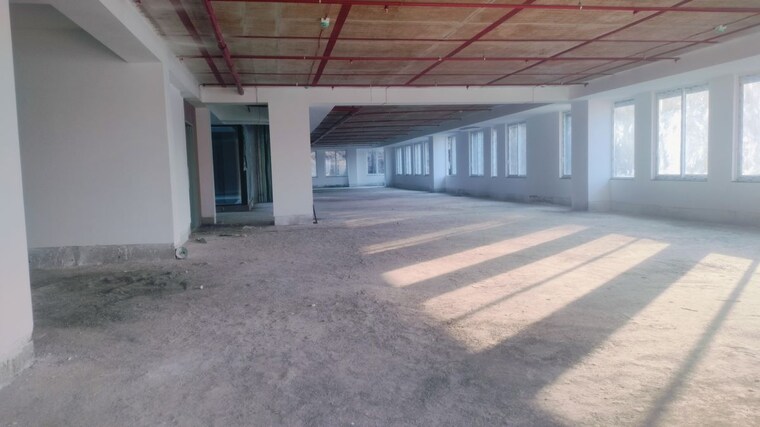  Parking, baner Commercial Office Space in IT/SEZ 45154 Sq.Ft. In Baner Pune 10140436
