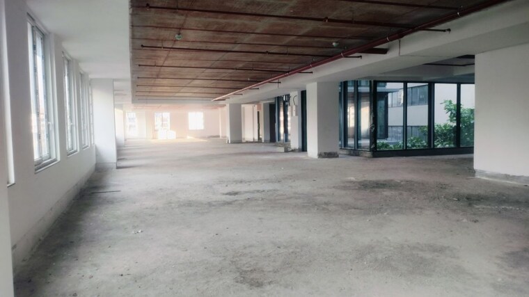  Parking, baner Commercial Office Space in IT/SEZ 45154 Sq.Ft. In Baner Pune 10140436