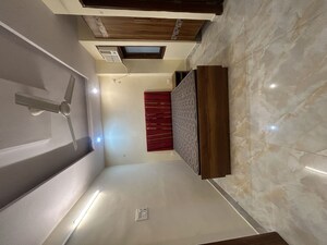 Team Area in 1 RK Builder Floor at Dlf City Phase 3 – for Rent