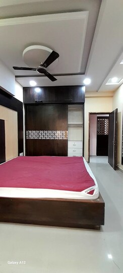 3 BHK + Pooja Room,Store Room Apartment For Rent in Pachpedi Naka