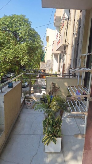 Balcony in 3 BHK Builder Floor at Sector 46 – for Rent
