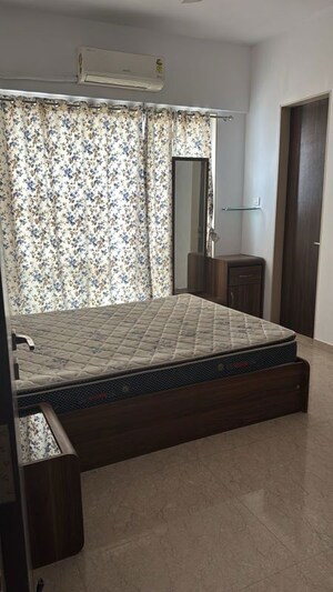 Bedroom in 2 BHK Apartment at JP Decks, Goregaon East – for Rent