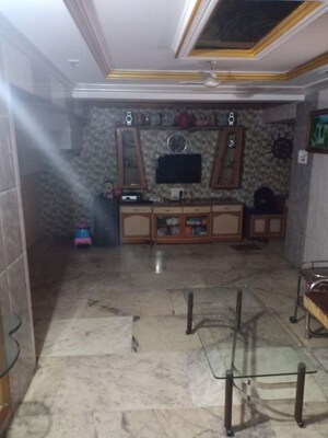 Living Room in 4 BHK Villa at Saket Complex, Kalwa – for Rent