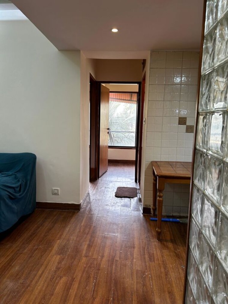 Living Room, juhu 1 Bedroom 600 Sq.Ft. Apartment In Juhu Mumbai 10123524