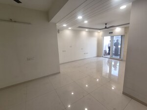 Room in 3 BHK Apartment at Kachana – for Rent