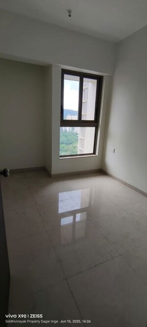 2 BHK Apartment For Sale in Kalpataru Immensa, Kolshet Road