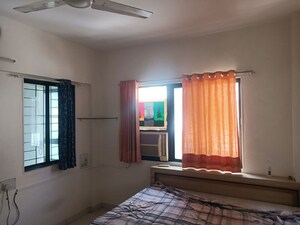 Room in 2 BHK Apartment at Shreeji Paradise, Aundh – for Rent