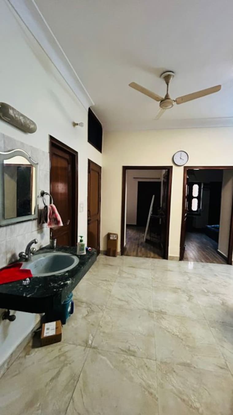 Parking, sain vihar 3 Bedroom 1453 Sq.Ft. Builder Floor In Sain Vihar Ghaziabad 10140939