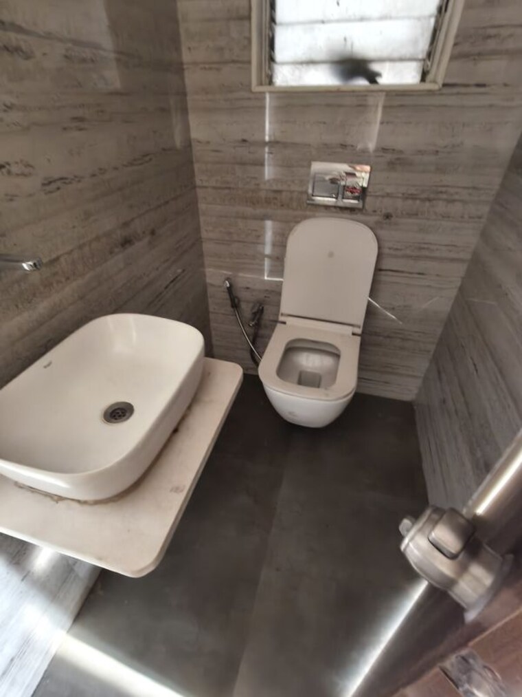Bathroom, mahaavir-anmol 2 Bedroom 420 Sq.Ft. Apartment In Ghansoli Navi Mumbai 10141233