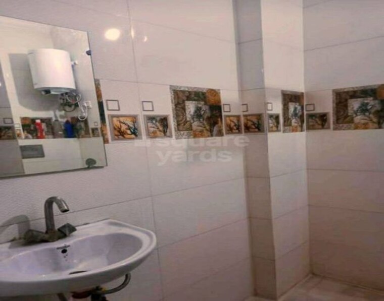 Bathroom, shalimar garden extension i 1 Bedroom 60 Sq.Yd. Builder Floor In Shalimar Garden Extension I Ghaziabad 10141176