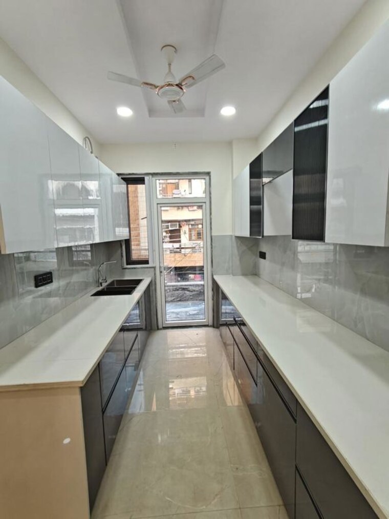 Kitchen, shakti khand iv 3 Bedroom 1260 Sq.Ft. Builder Floor In Shakti Khand iv Ghaziabad 10141423