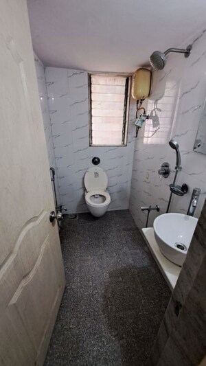 Bathroom in 1.5 BHK Apartment at Oswal Park, Oswal Park – for Rent