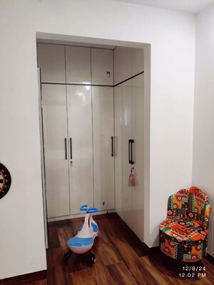 Furnished Amenities in 2 BHK Apartment at Vatika City, Sector 49 – for Rent