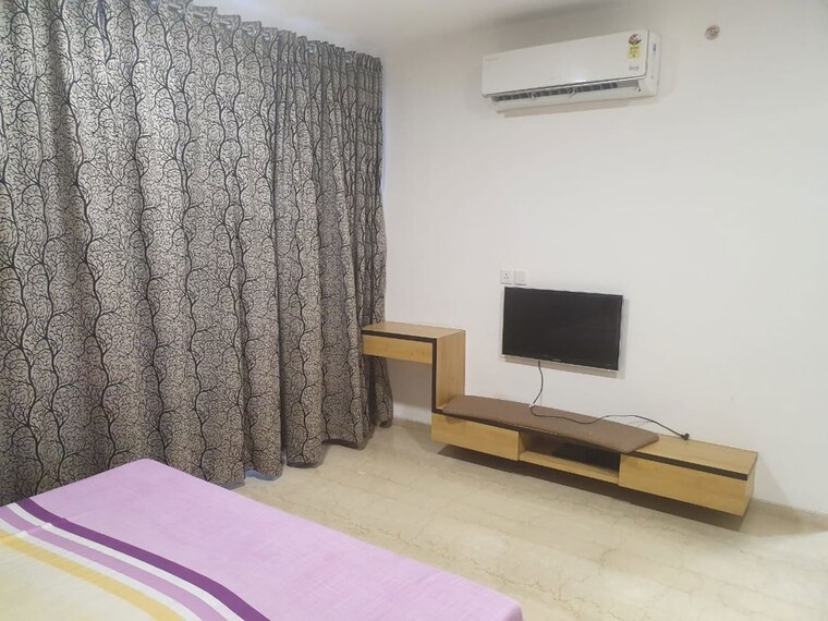 Bedroom, sector 25 2 Bedroom 986 Sq.Ft. Builder Floor In Sector 25 Noida 10141491