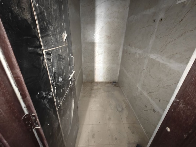Bathroom, sunshine-apartments-sector-73 1 Bedroom 600 Sq.Ft. Builder Floor In Sector 73 Noida 10130866