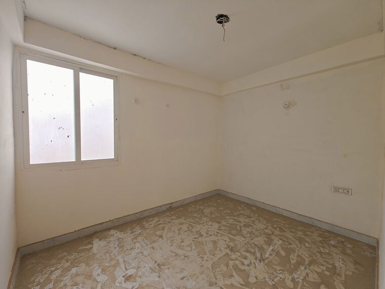 Bedroom, sunshine-apartments-sector-73 3 Bedroom 1450 Sq.Ft. Builder Floor In Sector 73 Noida 10130851