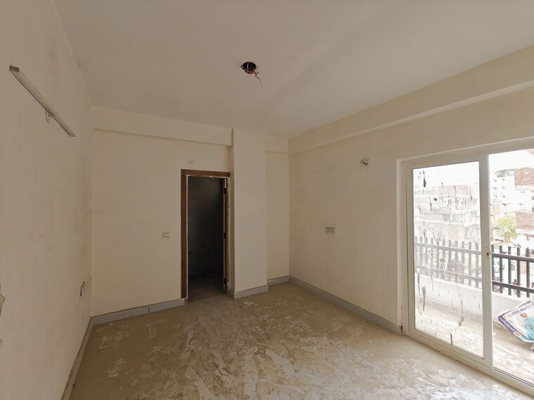 Bedroom, sunshine-apartments-sector-73 3 Bedroom 1450 Sq.Ft. Builder Floor In Sector 73 Noida 10130851