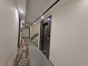 Building Lobby in 3 BHK Builder Floor at Sunshine Apartments Sector 73, Sector 73 – for Sale