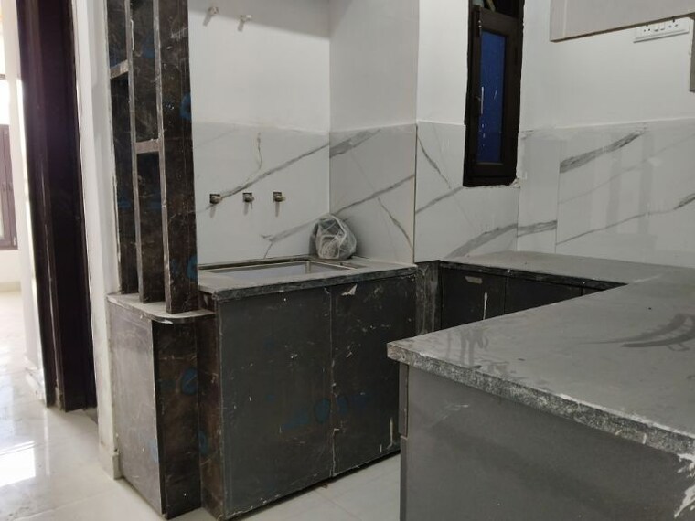 Kitchen, sector 73 1 Bedroom 580 Sq.Ft. Builder Floor In Sector 73 Noida 10110448
