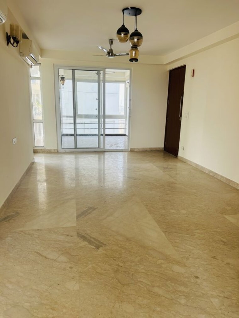 Room, emaar-palm-terraces-select 4 Bedroom 2450 Sq.Ft. Apartment In Sector 66 Gurgaon 10141579