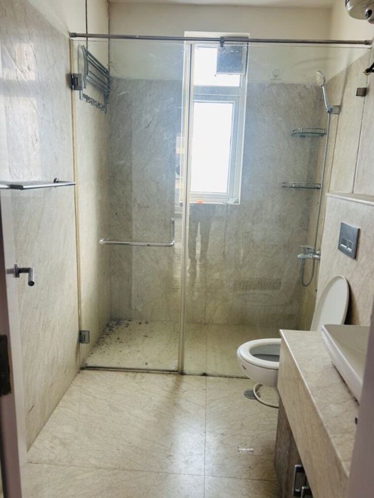 Bathroom, emaar-palm-terraces-select 4 Bedroom 2450 Sq.Ft. Apartment In Sector 66 Gurgaon 10141579