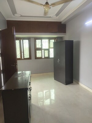 1 BHK Apartment For Rent in Sarita Vihar