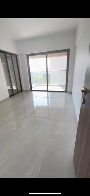 Room in 3 BHK Apartment at Lunkad Valencia, Viman Nagar – for Rent