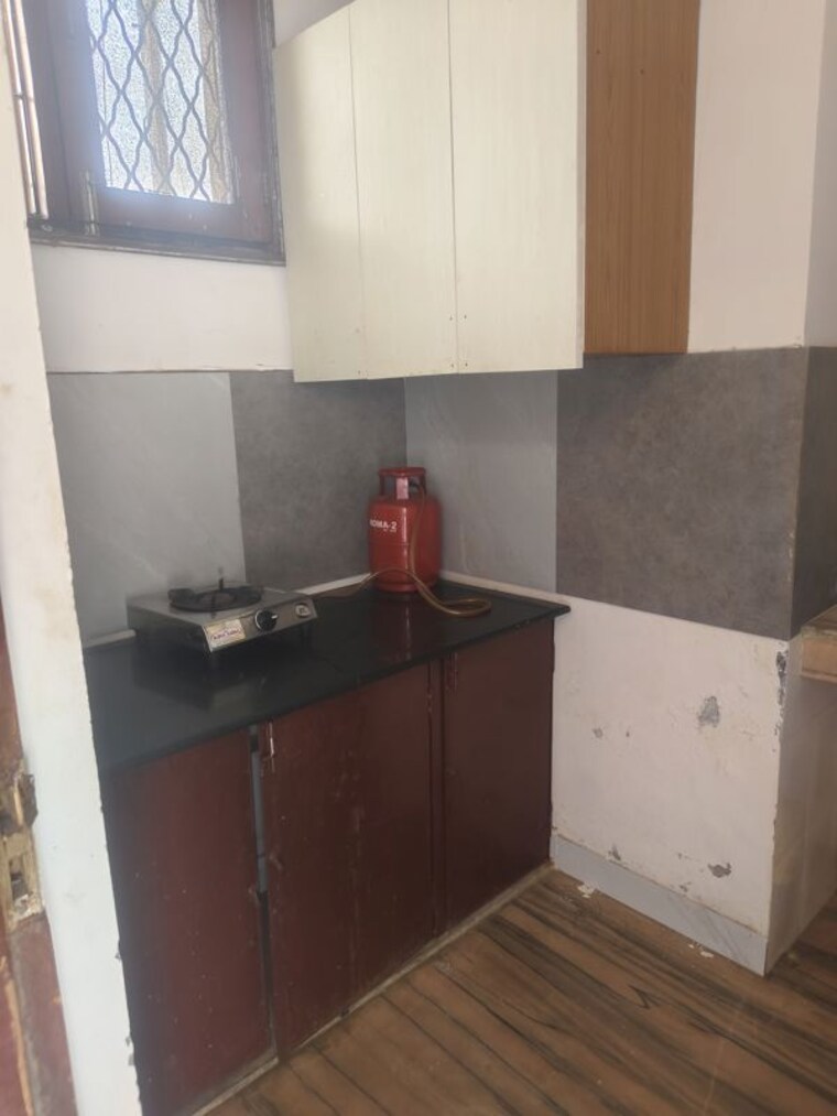 Kitchen, sarita vihar 1 RK 200 Sq.Ft. Apartment In Sarita Vihar Delhi 10141864